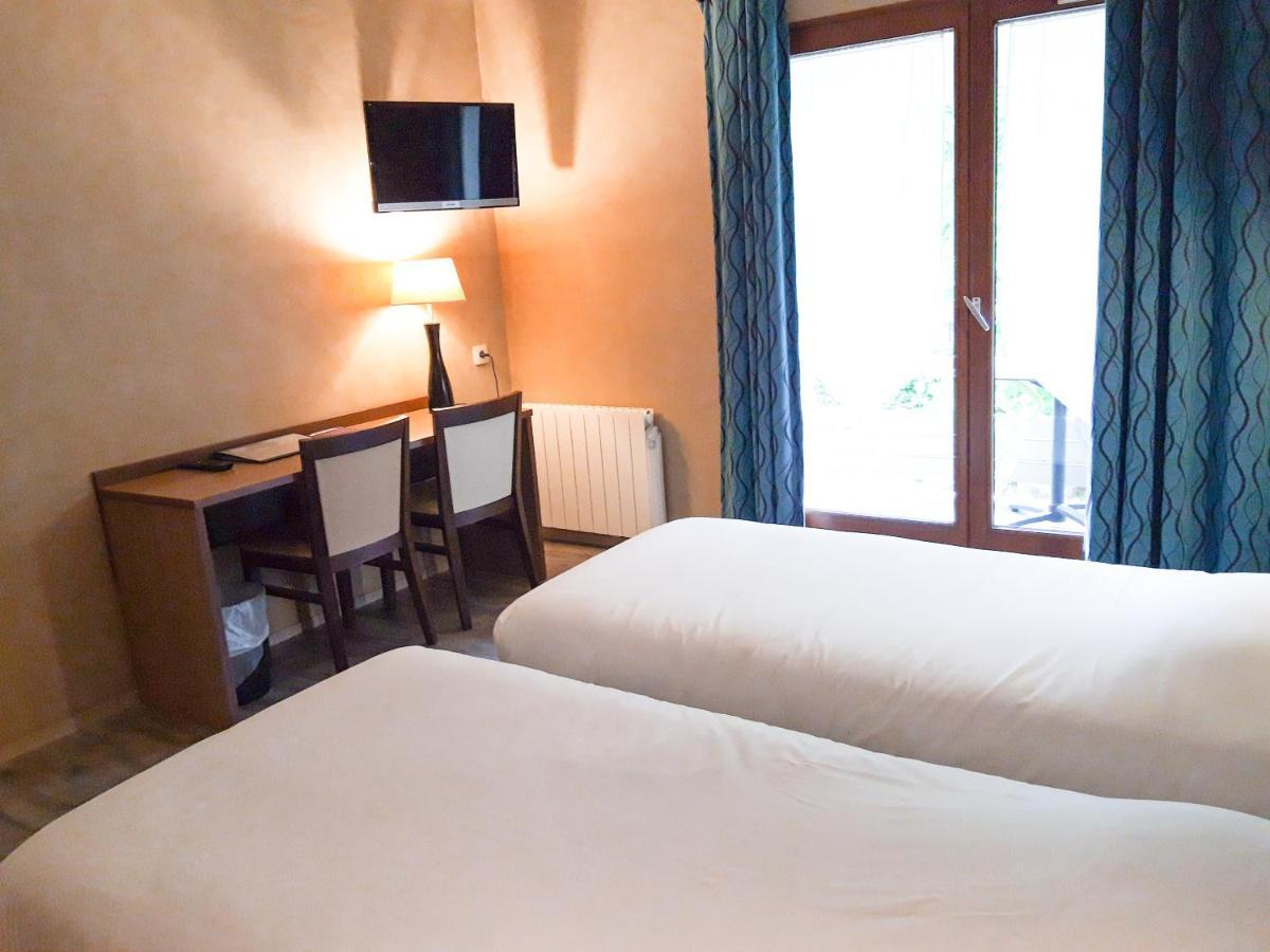 Hotel Alicia Auray Le Bono ภายนอก รูปภาพ