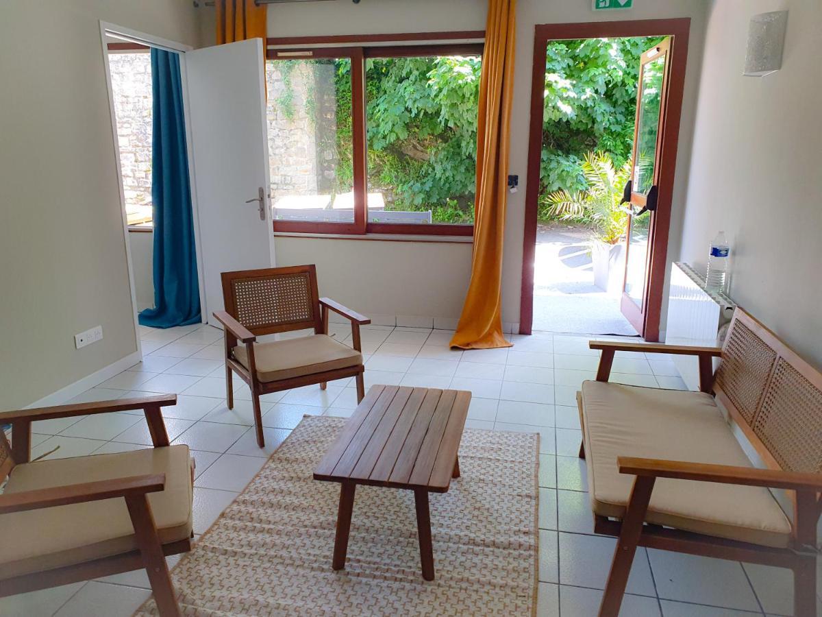 Hotel Alicia Auray Le Bono ภายนอก รูปภาพ