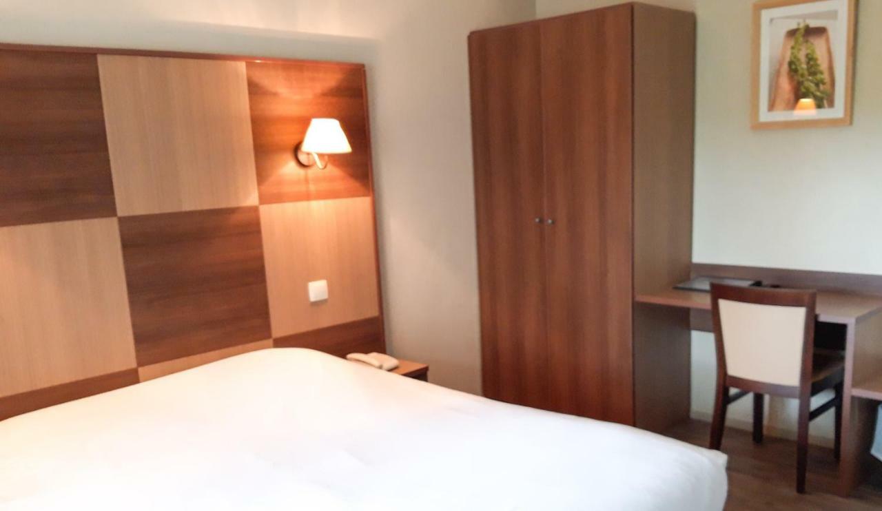 Hotel Alicia Auray Le Bono ภายนอก รูปภาพ
