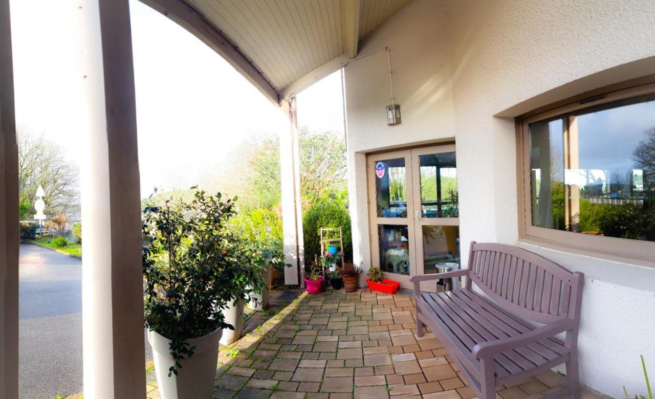 Hotel Alicia Auray Le Bono ภายนอก รูปภาพ