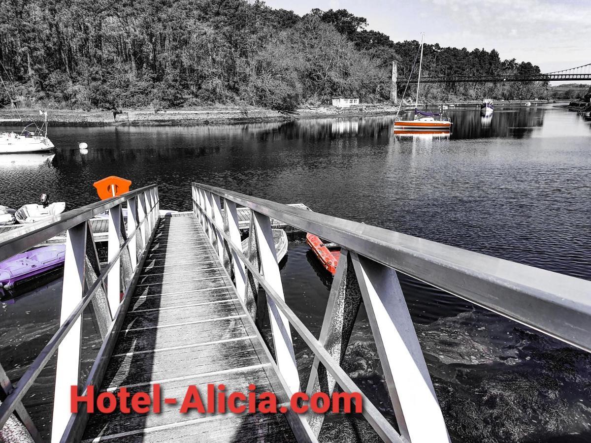 Hotel Alicia Auray Le Bono ภายนอก รูปภาพ